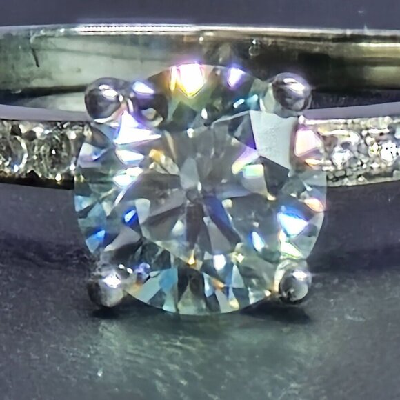 Silver Engagement Ring With 1ct Round Moissanite Solitaire & CZ‎ Accents Size 7 - Picture 7 of 10
